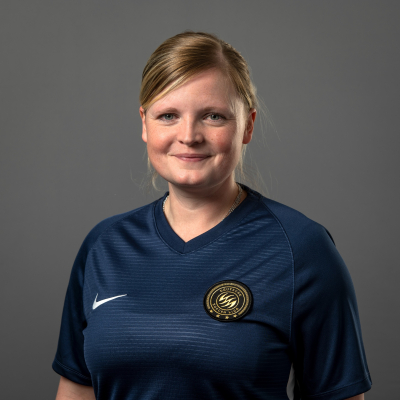 k.weissbach@deutschesoccerliga.de